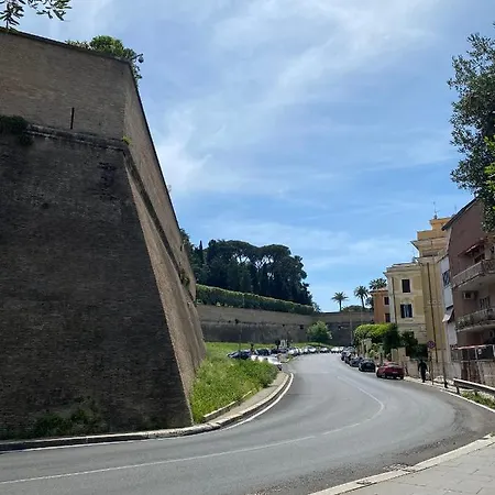 La Petite Sissi Vaticano Appartement